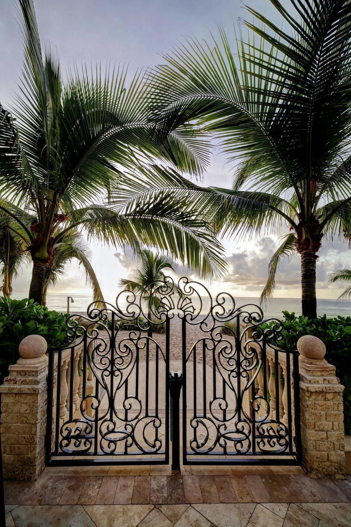 The Sea Lord Hotel & Suites (Adults Only) Lauderdale-by-the-Sea Bagian luar foto
