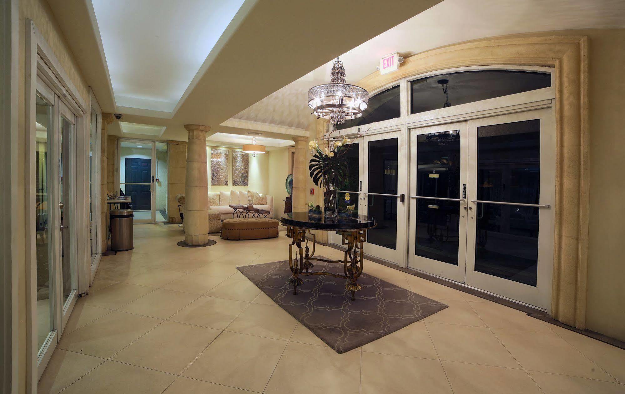 The Sea Lord Hotel & Suites (Adults Only) Lauderdale-by-the-Sea Bagian luar foto